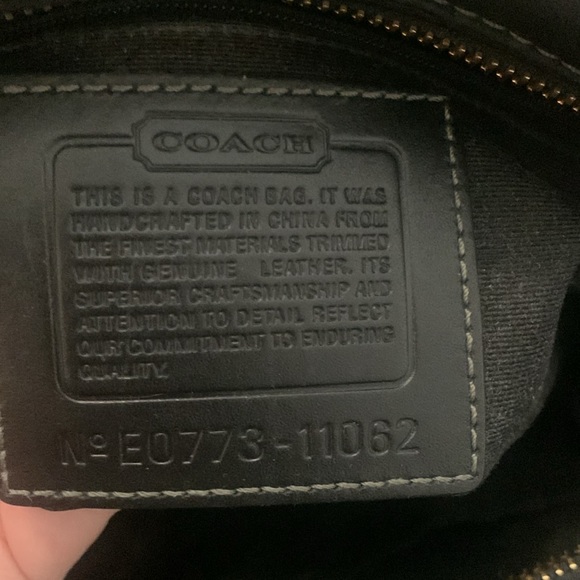 Authentic Coach handbag - Picture 4 of 5